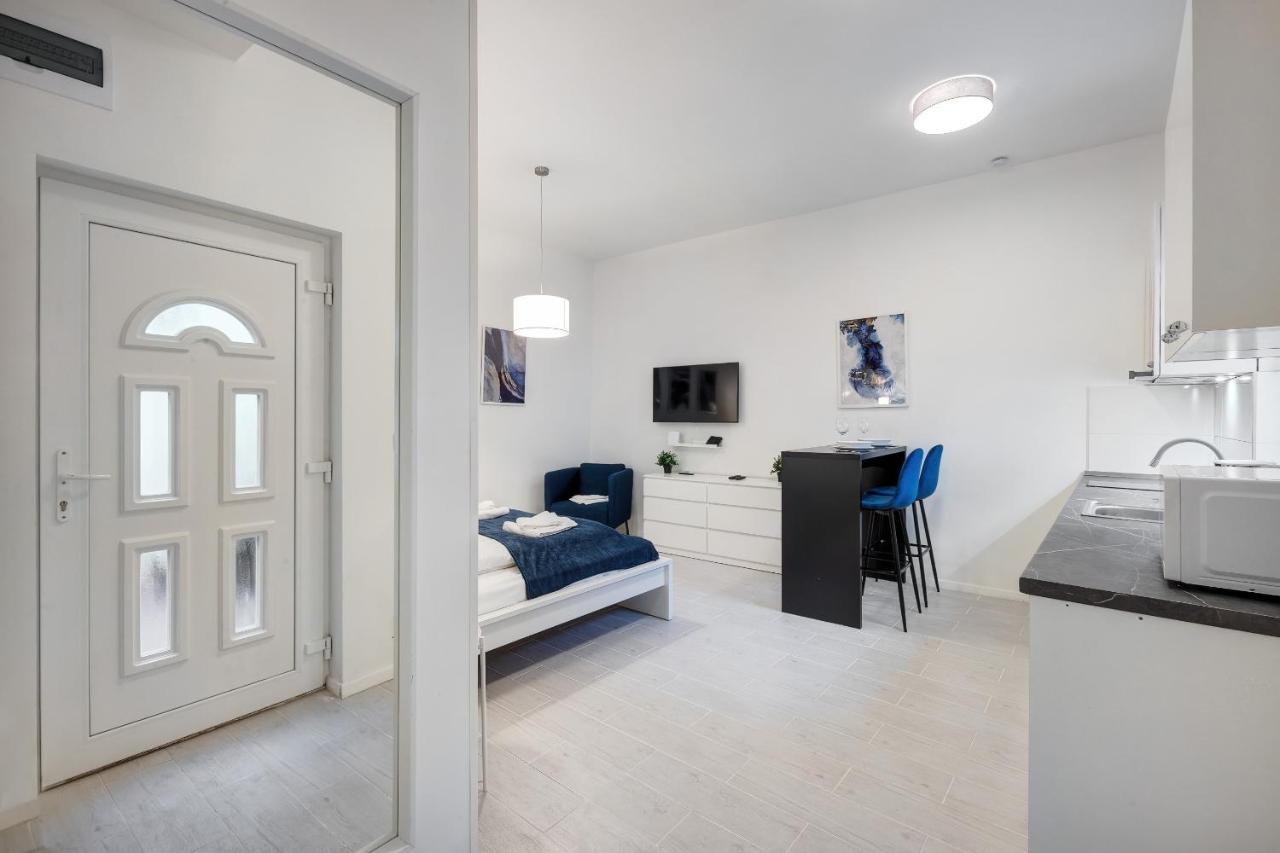 Modern Stay In Authentic Central Area Budapest Ngoại thất bức ảnh